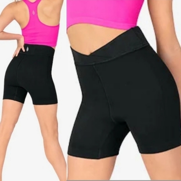 FP Movement by Free People Pants - NWT Free People Womens "Free Throw" High Rise Bike Shorts Medium